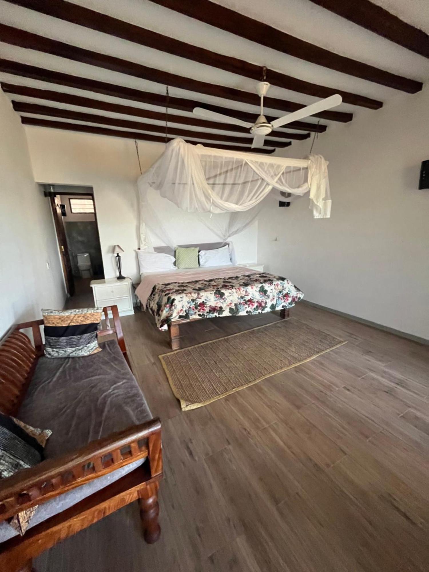 Malcom Residence 2 Mdudu Mkubwa Экстерьер фото